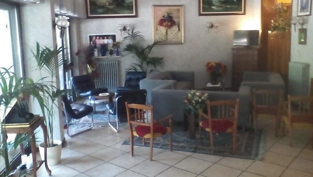 Albergo Moderna Tabiano Terme Buitenkant foto